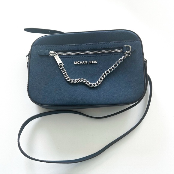 Michael Kors Jet Set Navy Saffiano Leather Crossbody Bag NWOT Designer - Picture 7 of 13